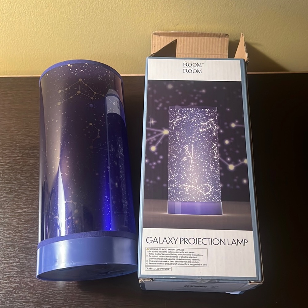 Galaxy Projection Lamp Constellations & Stars Warm LED Light battery operated